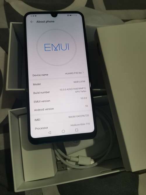 Huawei P30 lite very clean