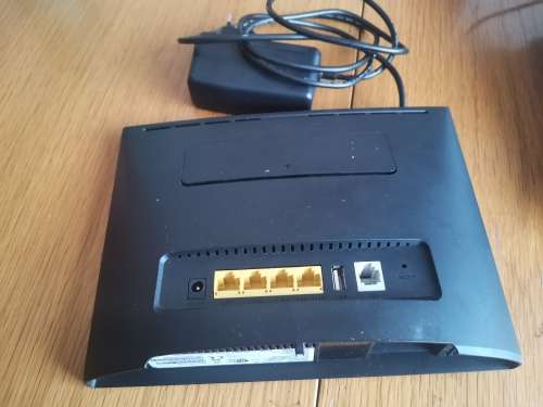 Huawei 4G/5G Router model B525 (It take a SIM CARD) up to 64 users