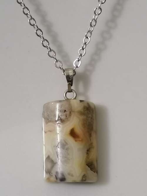 Natural Yellow Lace Agate Gemstone Pendant WITH NECKLACE
