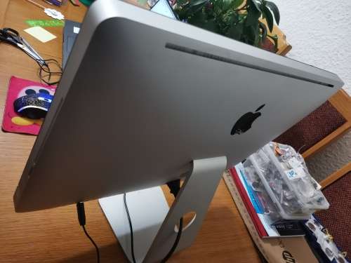 iMac 27inch mid 2009 in clean condition