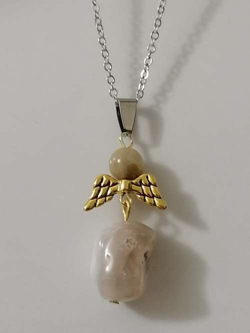 Natural Gray Agate Freeform Tibetan Gold Wing Pendant WTH NECKLACE