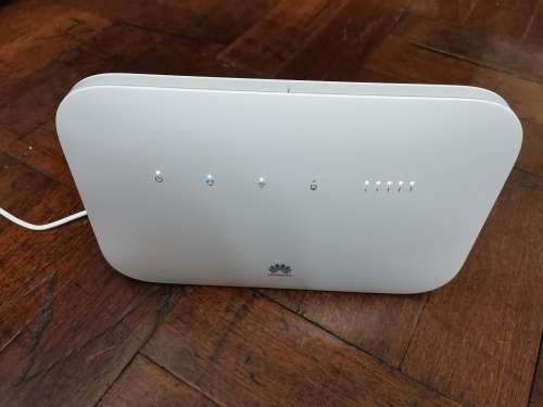 Huawei B612-233 4G Lte router (It take a SIM CARD)