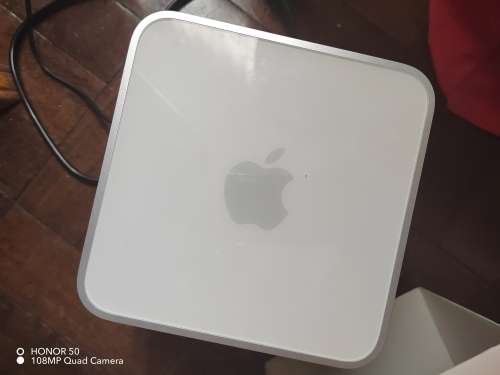 Mac Mini Late 2009 in clean condition