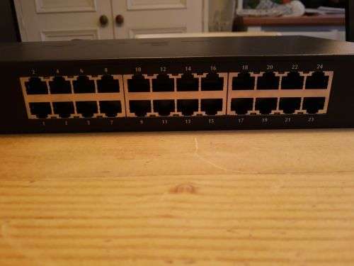 Planet GSW-2401 24 port gigabit switch