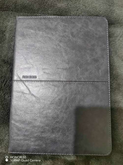 IPAD AIR 2 - 64GIG - WHITE - WIFI AND CELLULAR, NEVER BEEN REPAIRED