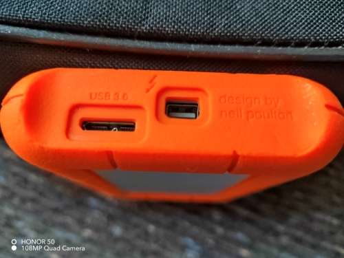 LaCie 2TB Like new Rugged