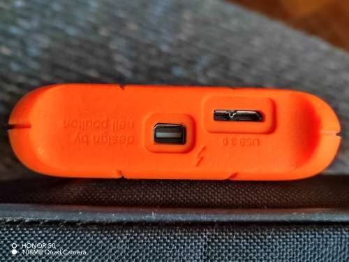 LaCie 2TB Like new Rugged
