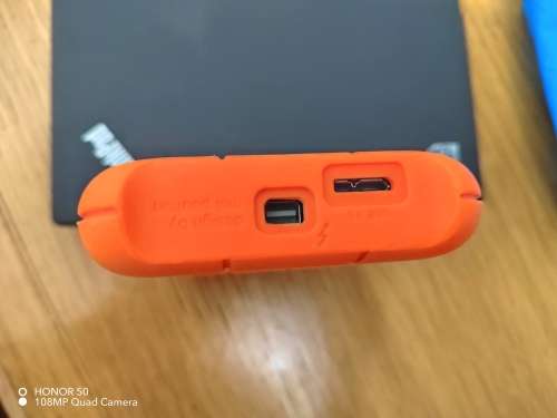 LaCie 2TB Like new Rugged