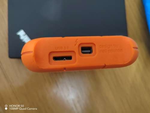 LaCie 2TB Like new Rugged