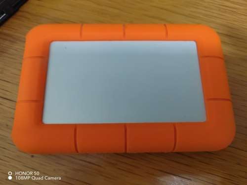 LaCie 2TB Like new Rugged