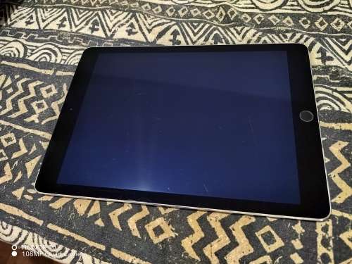 IPAD AIR 2 - 128GIG - WHITE - WIFI AND CELLULAR, NEVER BEEN REPAIRED