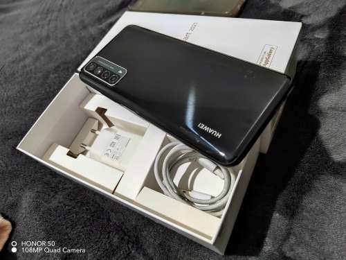 Huawei PSmart 2021 very clean