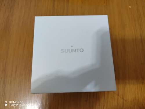 SUUNTO 5 watch with Box