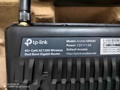 TP-LINK Archer MR600  4G+ Cat6 AC1200 Wireless Dual Band Gigabit Router (It take a sim card)like NEW