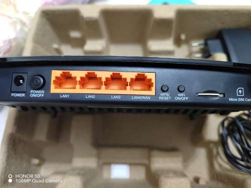 TP-LINK Archer MR600  4G+ Cat6 AC1200 Wireless Dual Band Gigabit Router (It take a sim card)like NEW