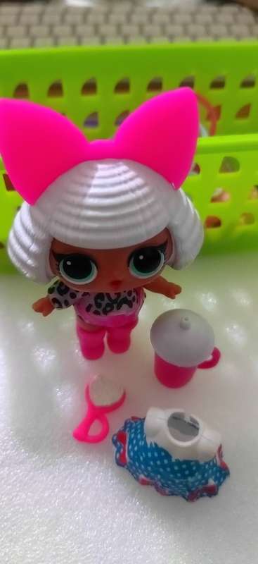 LOL SURPRISE DOLL - BIG SISTER - GENUINE LOL Ref 06