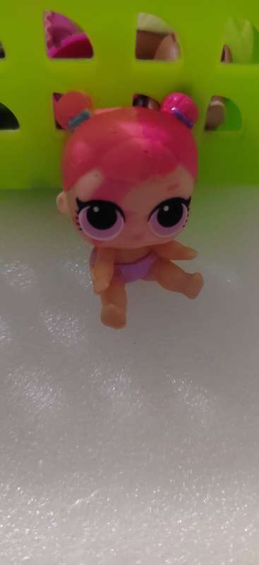 LOL SURPRISE DOLL - LITTLE SISTER - GENUINE LOL Ref 010