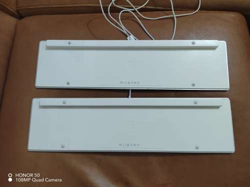 Apple keyboard model A1243