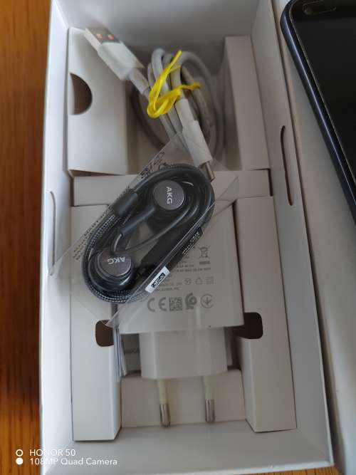 HUAWEI NOVA 8I 128GB AND 8GB RAM