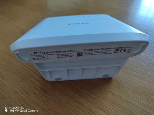 ZYXEL LTE3202-M430 ROUTER (It take a SIM CARD)