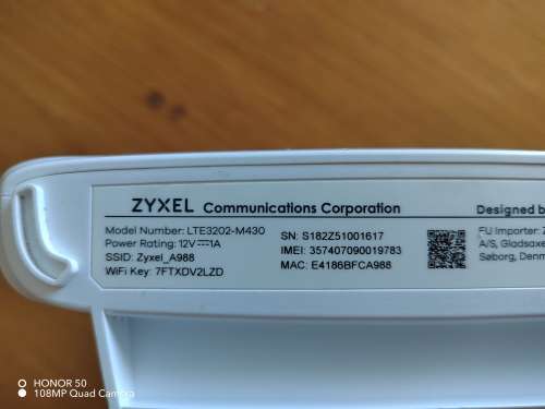 ZYXEL LTE3202-M430 ROUTER (It take a SIM CARD)