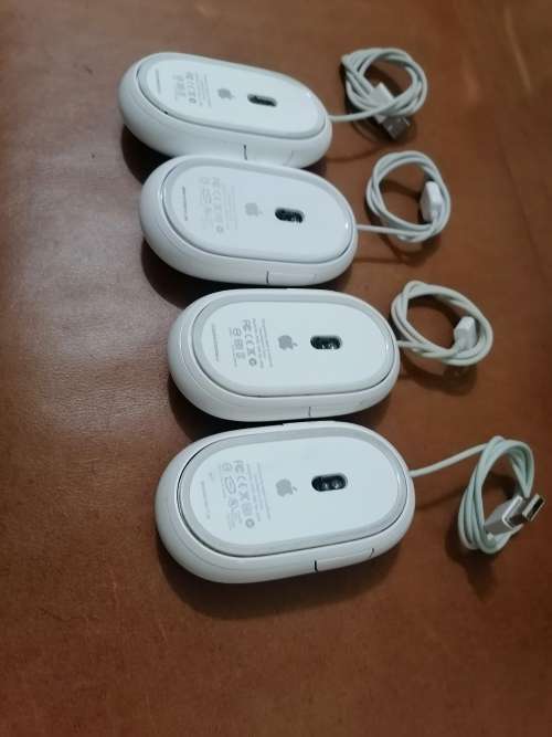 Apple USB Wired Mighty Mouse model A1152