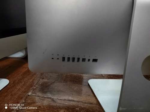 iMac mid 2011 i5 in clean condition 21.5inch