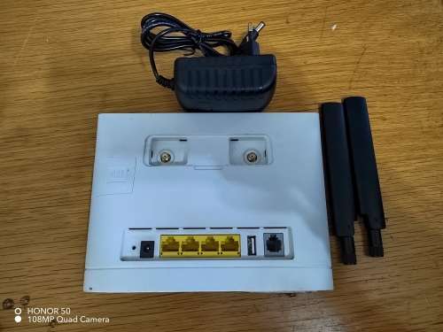 Huawei 4G Router model B315s (It take a SIM CARD)