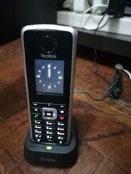 Wireless DECT Phone W52P + Base + Yealink W52P