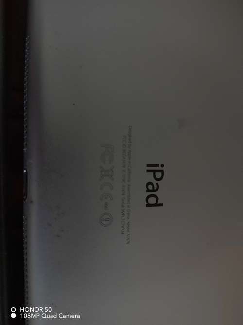 IPAD AIR - 16GIG - WHITE - WIFI ONLY, NEVER BEEN REPAIRED