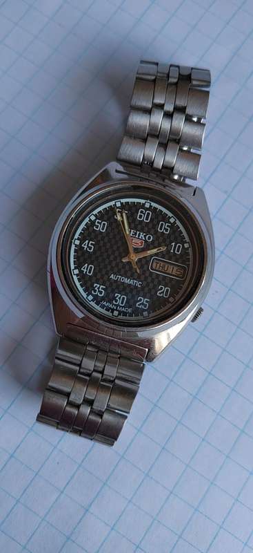 SEIKO AUTOMATIC WATCH 17 JEWELS - WATCH NOT WORKING PROPERLY