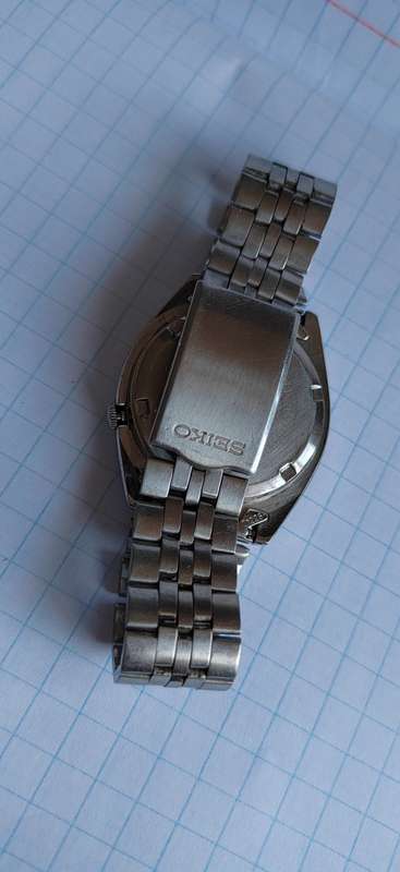 SEIKO AUTOMATIC WATCH 17 JEWELS - WATCH NOT WORKING PROPERLY