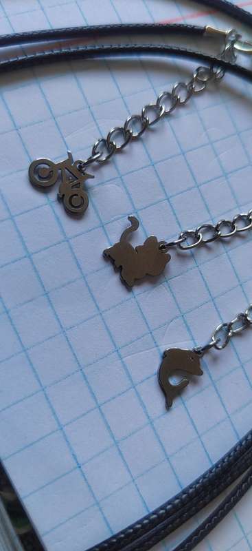 Natural Stone Heart Shape Pendants and Leather Cord Necklaces