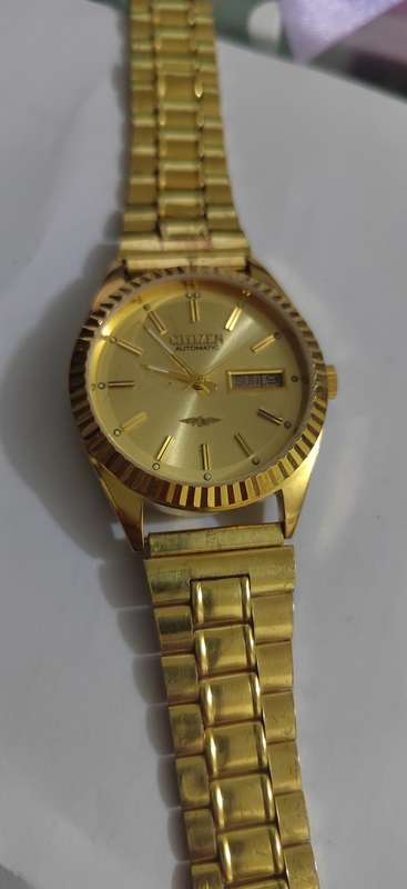 VINTAGE CITIZEN AUTOMATIC - WATCH NOT WORKING PROPERLY see pictures Ref 14