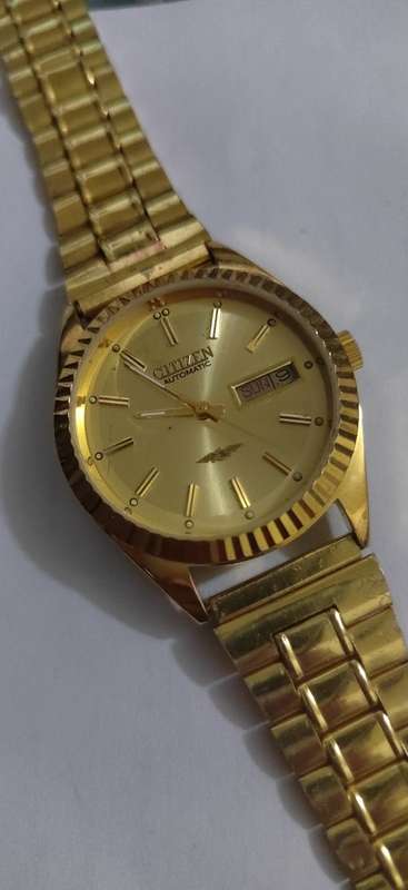 VINTAGE CITIZEN AUTOMATIC - WATCH NOT WORKING PROPERLY see pictures Ref 14