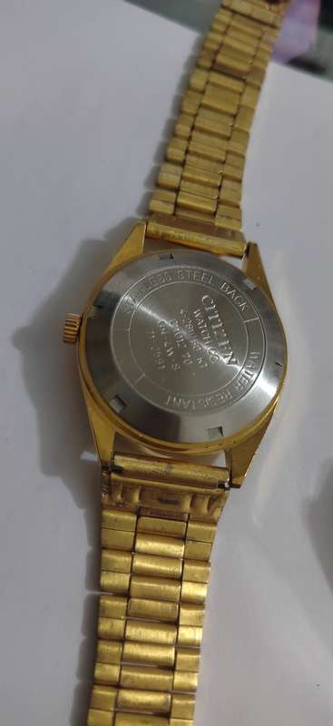 VINTAGE CITIZEN AUTOMATIC - WATCH NOT WORKING PROPERLY see pictures Ref 14