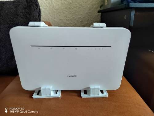 Latest Huawei 4G Router 3 Pro model B535 (It take a SIM CARD) up 64 users