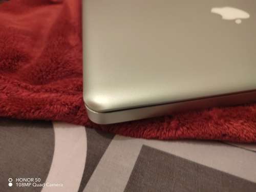 MacBook Pro i7, 13inch Mid 2012 500GB HD and 4GB RAM