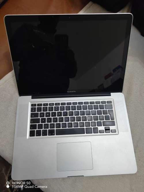 MacBook Pro i7, Retina 15inch Late 2013 250GB SSD and 8GB RAM