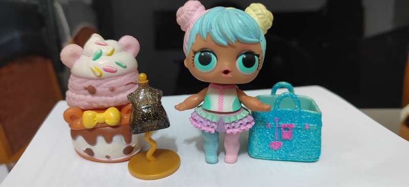LOL SURPRISE DOLL - BIG SISTER  - GENUINE LOL
