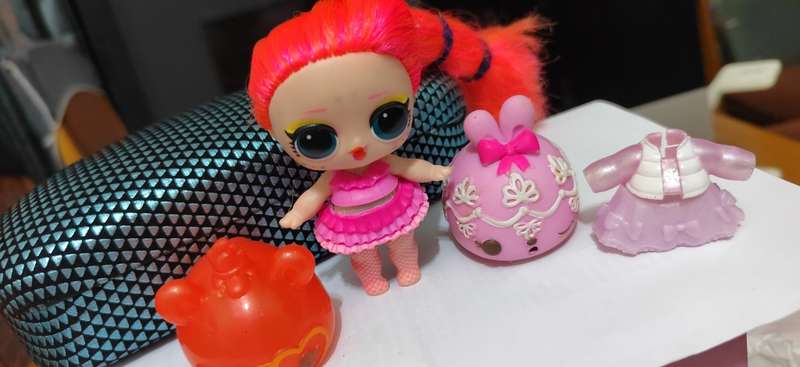 LOL SURPRISE DOLL - BIG SISTER  - GENUINE LOL Ref01