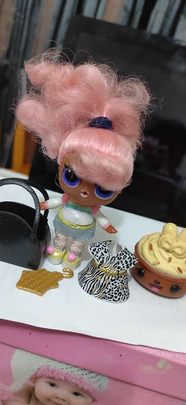LOL SURPRISE DOLL - BIG SISTER  - GENUINE LOL Ref02