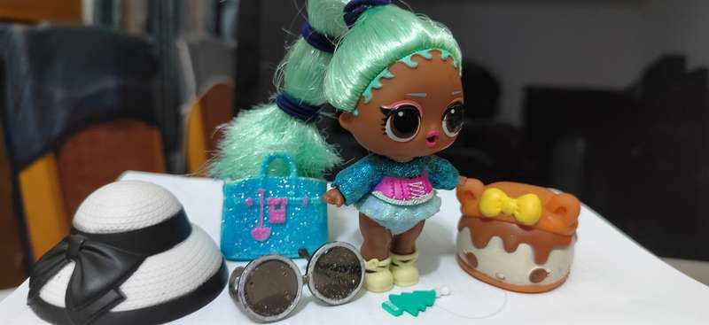 LOL SURPRISE DOLL - BIG SISTER  - GENUINE LOL Ref04