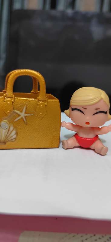 LOL SURPRISE DOLL - LITTLE SISTER  - GENUINE LOL Ref09