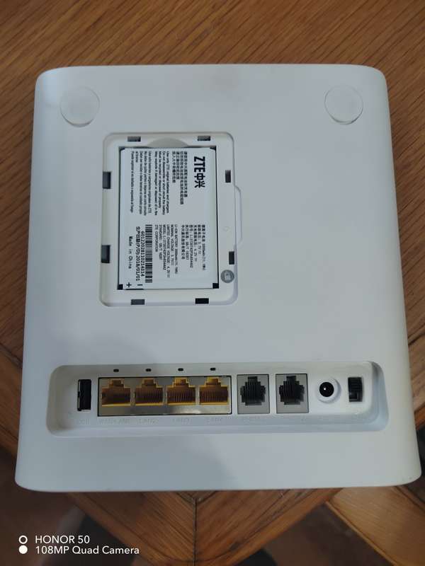 ZTE MF286 LTE Wireless Router to Power 4G Data Access with built in battery