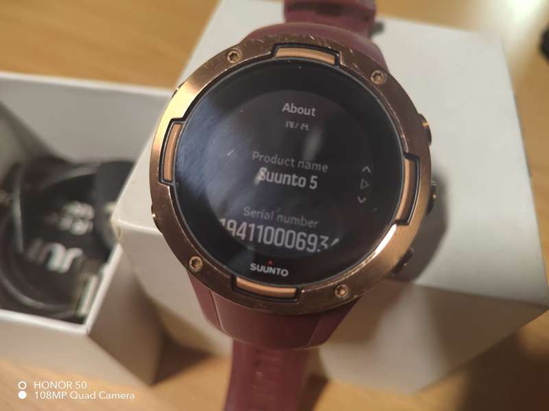 SUUNTO 5 watch with Box