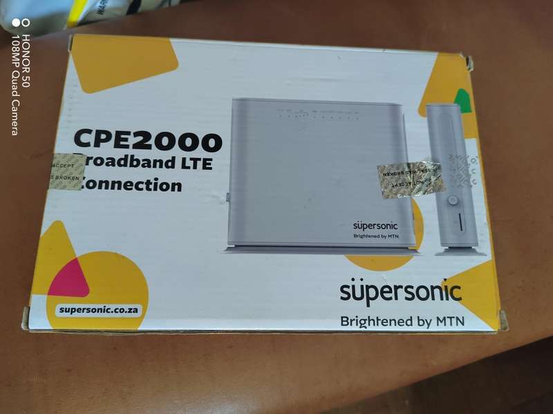 CPE 2000 4G Router (It take a SIM CARD)