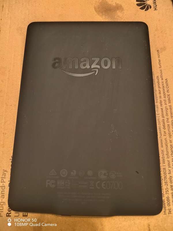 Amazon Kindle Paperwhite (5th Generation) - 2GB