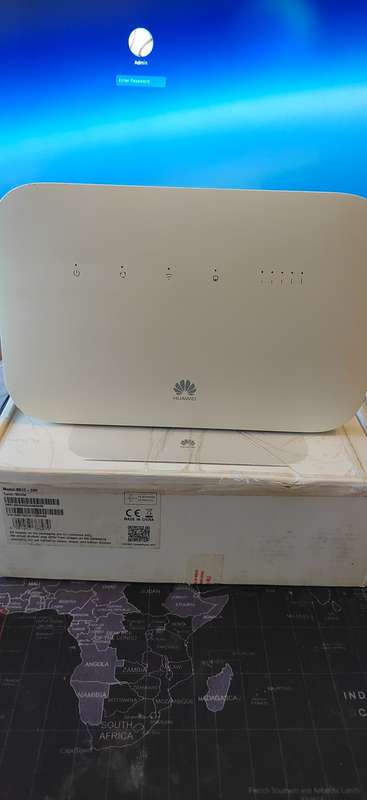 Huawei B612-233 4G Lte router (It take a SIM CARD)