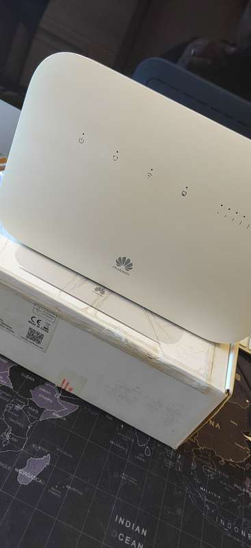 Huawei B612-233 4G Lte router (It take a SIM CARD)